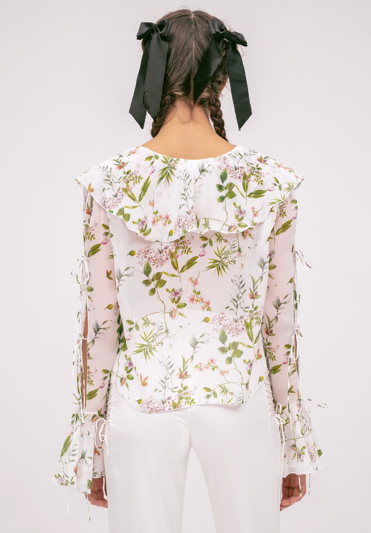 SALT AIR TOUCH BLOUSE